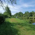 Domaine Des étangs Du Bois De L'abbaye Rejet-de-Beaulieu