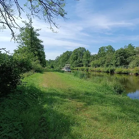 Domaine Des Etangs Du Bois De L'abbaye Rejet-de-Beaulieu